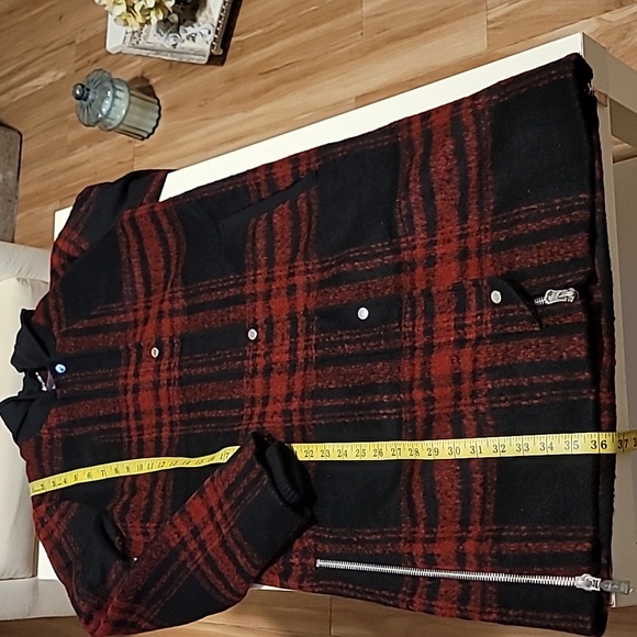 New Vince Camuto red and black plaid wool coat - Picture 12 of 16